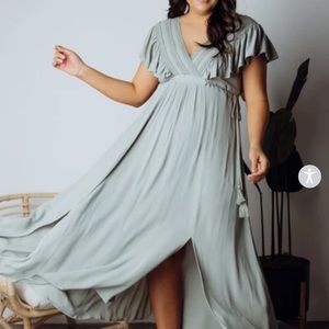 Green bump friendly dress